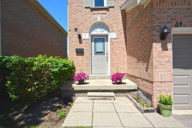 34 - 34 Wickstead Crt, Townhouse with 3 bedrooms, 4 bathrooms and 2 parking in Brampton ON | Image 12