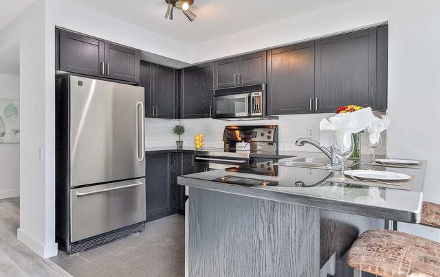 310 - 77 Lombard St, Condo with 1 bedrooms, 2 bathrooms and 1 parking in Toronto ON | Image 11