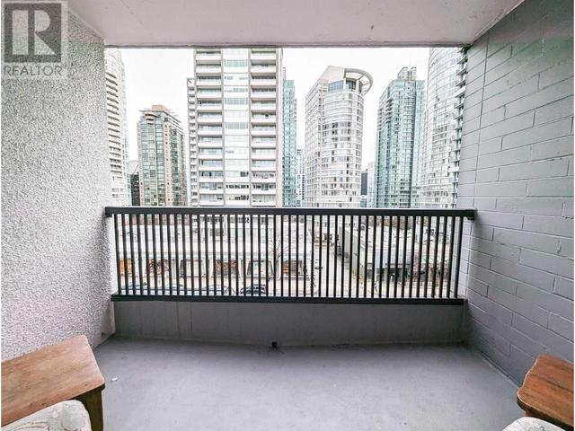 602 - 1270 Robson Street, Condo with 2 bedrooms, 1 bathrooms and null parking in Vancouver BC | Image 10