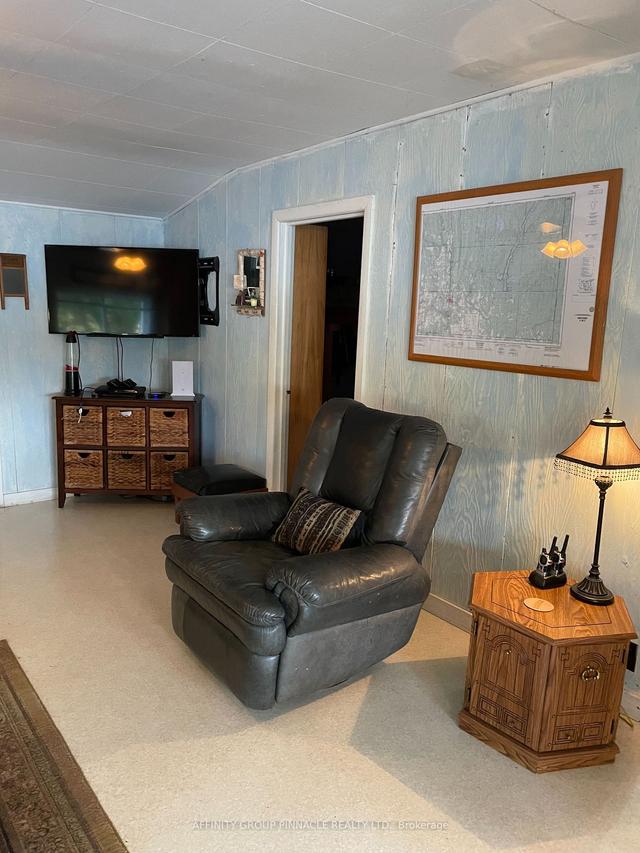 236427 Concession 3 Rd, House detached with 2 bedrooms, 1 bathrooms and 10 parking in Timiskaming, Unorganized, West Part ON | Image 32