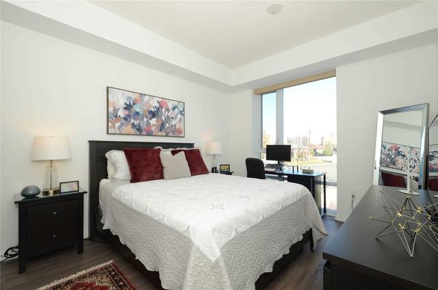 256 - 60 Ann O'reilly Rd, Condo with 2 bedrooms, 2 bathrooms and 1 parking in Toronto ON | Image 9