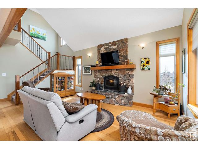 2023 Maple Co, House detached with 5 bedrooms, 3 bathrooms and null parking in Spring Lake AB | Image 9