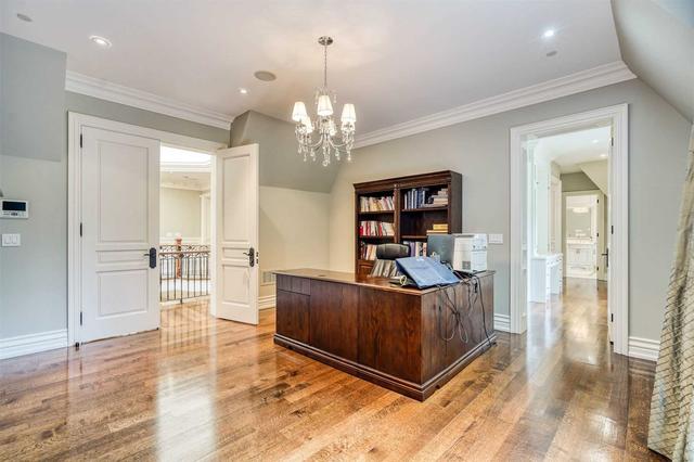 49 Plymbridge Rd, House detached with 5 bedrooms, 9 bathrooms and 10 parking in Toronto ON | Image 11