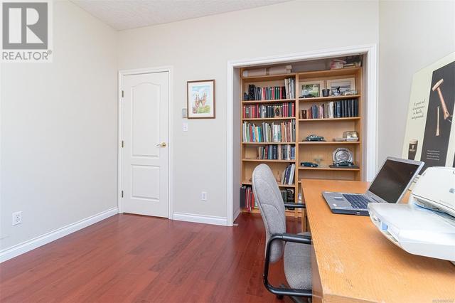 20 - 4305 Maltwood Lane, House attached with 2 bedrooms, 2 bathrooms and 2 parking in Saanich BC | Image 28