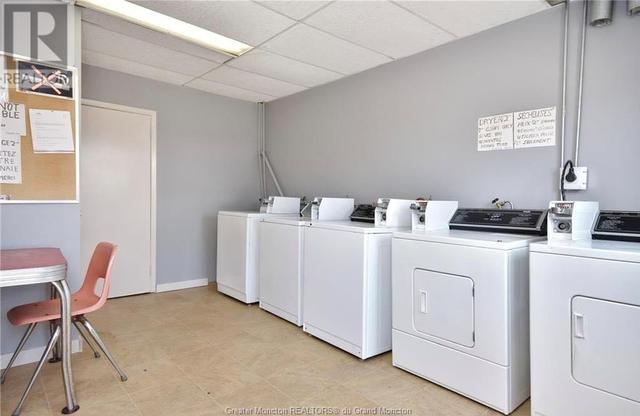 10437 Principale, Condo with 7 bedrooms, 4 bathrooms and null parking in Saint Louis de Kent NB | Image 6