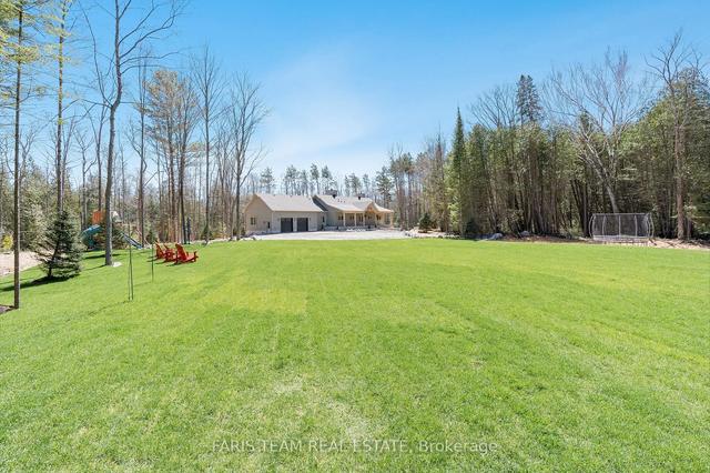 320 Concession Road 12 W, House detached with 3 bedrooms, 3 bathrooms and 23 parking in Tiny ON | Image 26