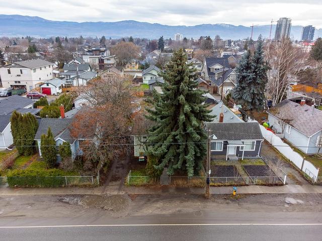771 Clement Avenue, House detached with 2 bedrooms, 1 bathrooms and null parking in Kelowna BC | Image 17