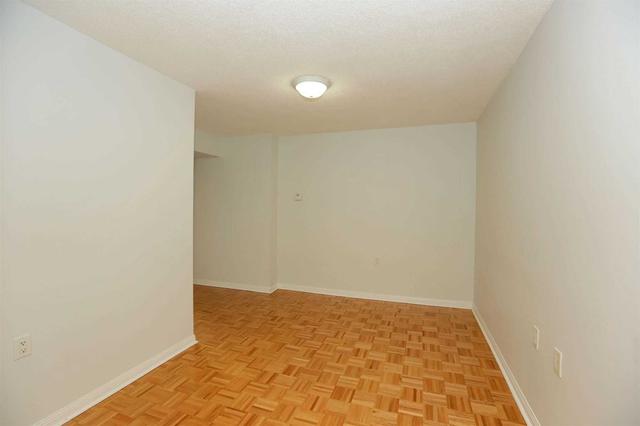 404 - 2500 Rutherford Rd, Condo with 2 bedrooms, 2 bathrooms and 1 parking in Vaughan ON | Image 7