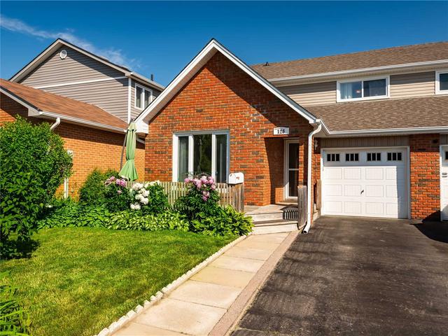 126 Primrose Cres, House semidetached with 3 bedrooms, 3 bathrooms and 3 parking in Brampton ON | Image 1