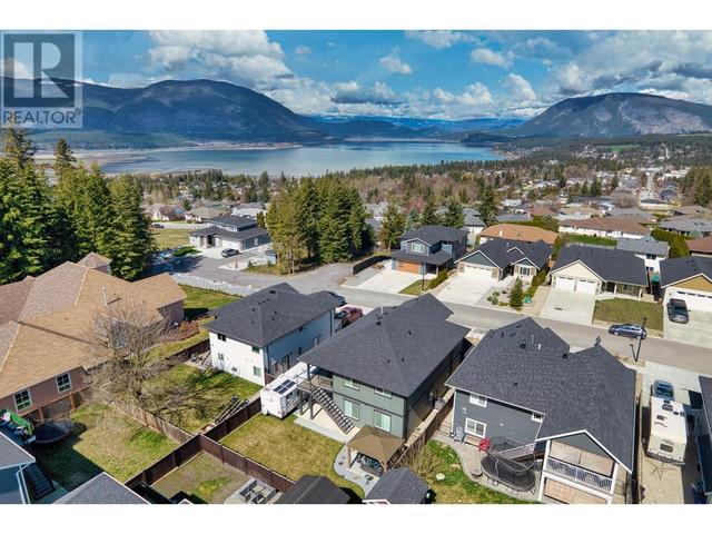 2308 4b Avenue Se, House detached with 4 bedrooms, 3 bathrooms and 2 parking in Salmon Arm BC | Image 55
