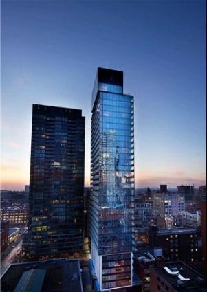2402 - 11 Charlotte St, Condo with 2 bedrooms, 2 bathrooms and 1 parking in Toronto ON | Image 11