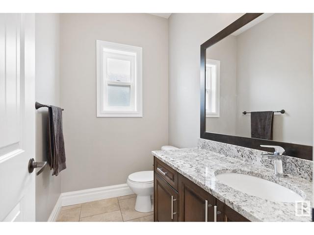 17540 110 St Nw Nw, House detached with 4 bedrooms, 3 bathrooms and null parking in Edmonton AB | Image 17