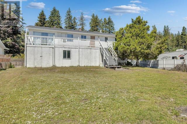 4863 Princeton Avenue, House detached with 4 bedrooms, 2 bathrooms and 4 parking in Peachland BC | Image 4