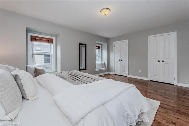 18 - 82a Cardigan Street, House attached with 2 bedrooms, 2 bathrooms and 4 parking in Guelph ON | Image 16