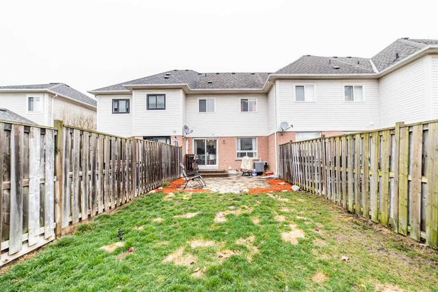 80 Millburn Dr, House attached with 3 bedrooms, 1 bathrooms and 2 parking in Clarington ON | Image 14