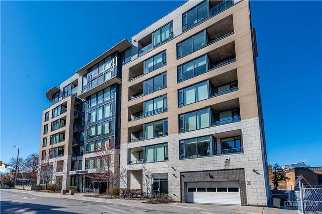 202 - 360 Patricia Avenue, Condo with 2 bedrooms, 2 bathrooms and 1 parking in Ottawa ON | Image 2