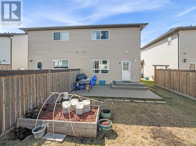 1538 Mcalpine Street, House semidetached with 3 bedrooms, 2 bathrooms and 3 parking in Carstairs AB | Image 27