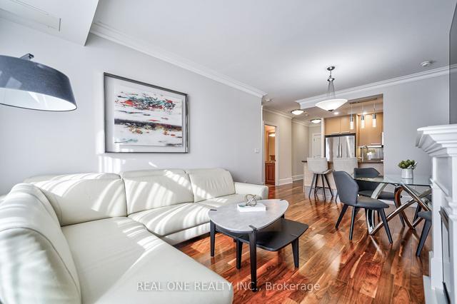 1203 - 662 Sheppard Ave E, Condo with 2 bedrooms, 2 bathrooms and 1 parking in Toronto ON | Image 3