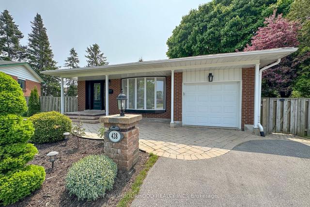 428 Karen Crt, House detached with 4 bedrooms, 2 bathrooms and 3 parking in Oshawa ON | Image 12