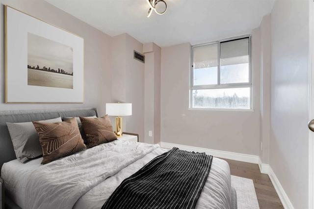 304 - 234 Albion Rd, Condo with 3 bedrooms, 2 bathrooms and 1 parking in Toronto ON | Image 17