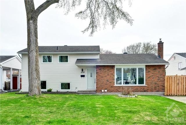 2157 Monson Crescent, House detached with 3 bedrooms, 3 bathrooms and 2 parking in Ottawa ON | Image 2