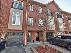 7 Pherrill Mews, House attached with 4 bedrooms, 3 bathrooms and 2 parking in Toronto ON | Image 1