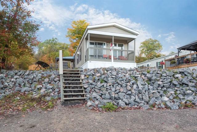 135 - 1007 Racoon Rd, Home with 2 bedrooms, 2 bathrooms and 4 parking in Gravenhurst ON | Image 1