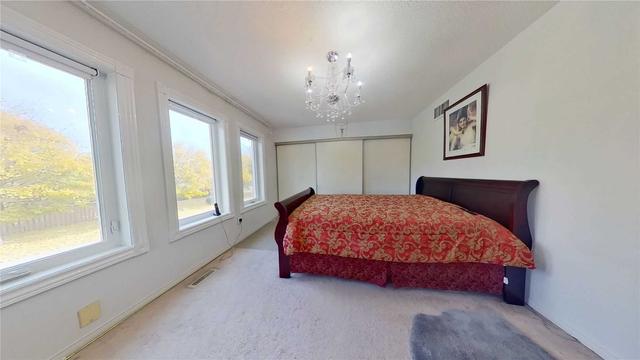 1214 Barleymow St, House detached with 4 bedrooms, 4 bathrooms and 4 parking in Mississauga ON | Image 6