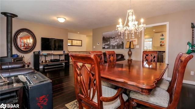 25 Lisbon Court, House detached with 4 bedrooms, 3 bathrooms and 8 parking in Wasaga Beach ON | Image 12