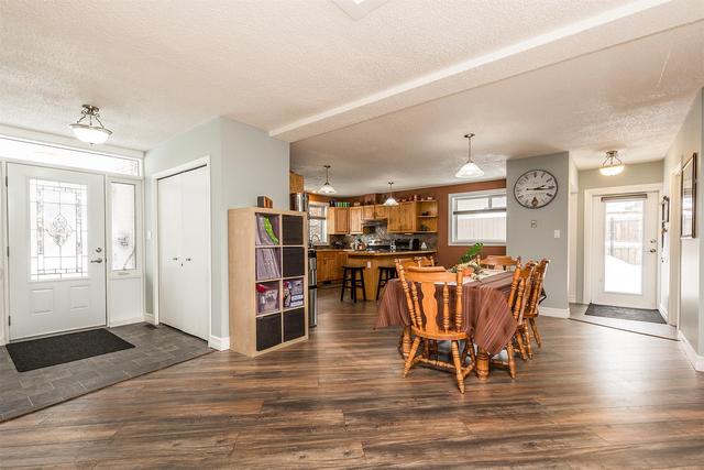 1818 14 Avenue N, House detached with 6 bedrooms, 2 bathrooms and 2 parking in Lethbridge County AB | Image 15