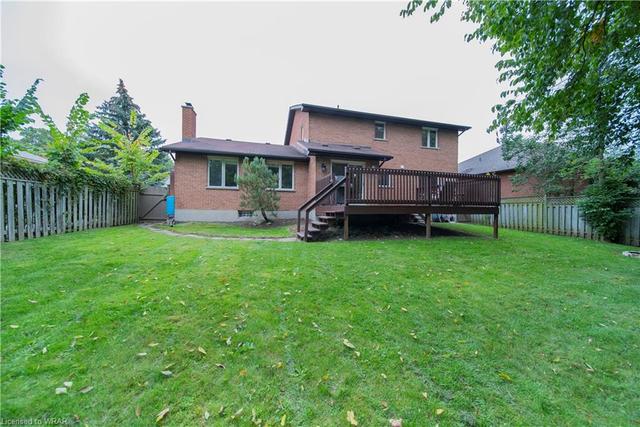 385 Northlake Drive, House detached with 3 bedrooms, 3 bathrooms and 6 parking in Waterloo ON | Image 24