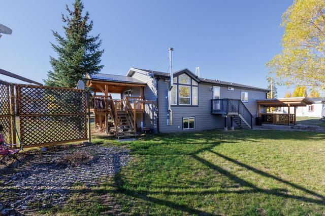 446 Baynes Lake North Road, House detached with 4 bedrooms, 2 bathrooms and null parking in East Kootenay B BC | Image 2