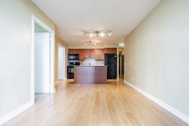 445 - 35 Viking Lane, Condo with 1 bedrooms, 1 bathrooms and 1 parking in Toronto ON | Image 6