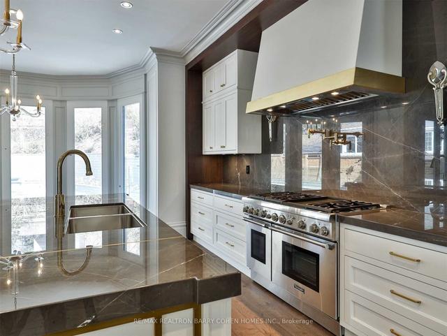 31 Russell Hill Rd, House detached with 6 bedrooms, 9 bathrooms and 7 parking in Toronto ON | Image 7