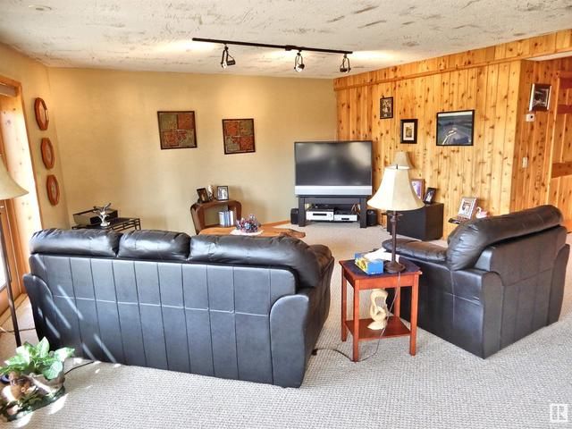 56420 Rge Rd 231, House detached with 3 bedrooms, 2 bathrooms and null parking in Sturgeon County AB | Image 26