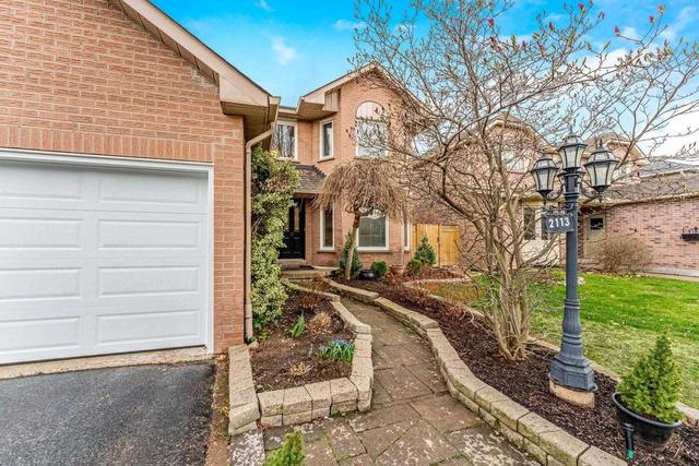 2113 Towne Blvd, House detached with 4 bedrooms, 3 bathrooms and 6 parking in Oakville ON | Image 12