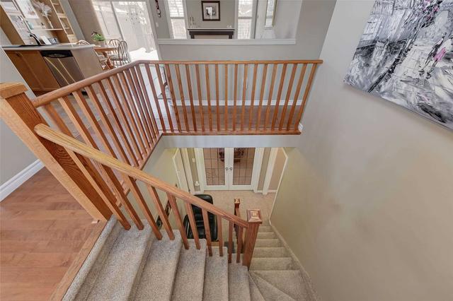 104 Seline Cres, House detached with 2 bedrooms, 3 bathrooms and 6 parking in Barrie ON | Image 8