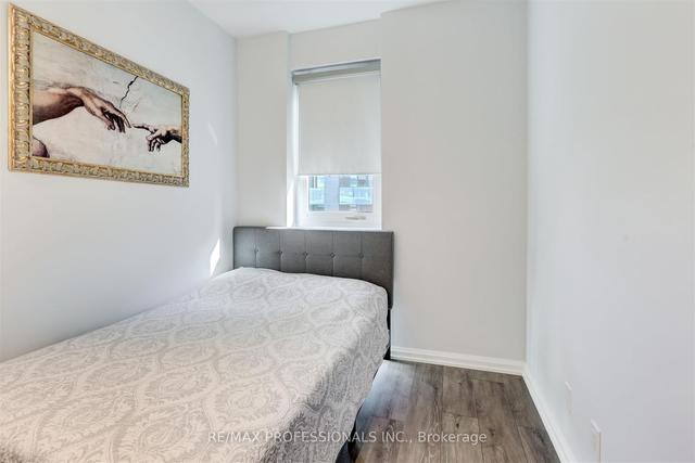 5 - 15 Brin Dr, Townhouse with 3 bedrooms, 2 bathrooms and 1 parking in Toronto ON | Image 14
