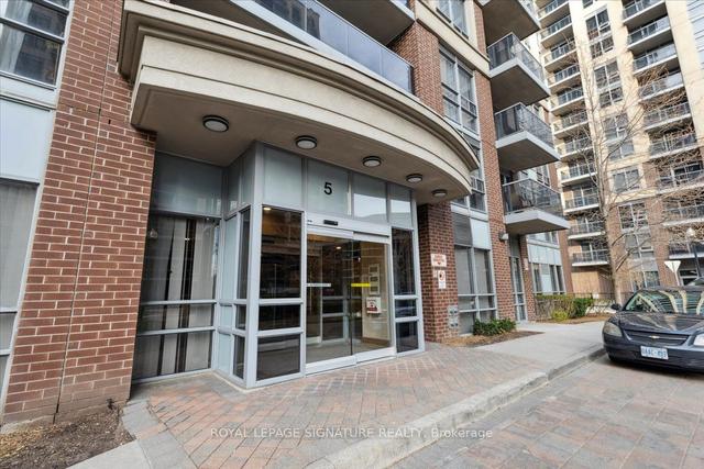 2106 - 5 Michael Power Pl, Condo with 1 bedrooms, 1 bathrooms and 1 parking in Toronto ON | Image 12