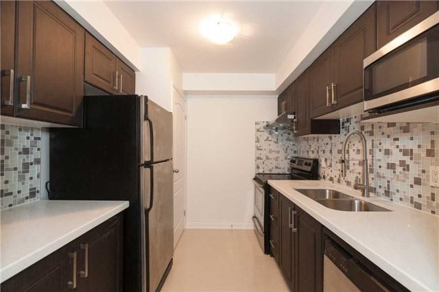 1127 Finch Ave E, Townhouse with 3 bedrooms, 4 bathrooms and null parking in Toronto ON | Image 9