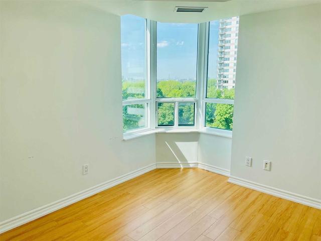 1002a - 61 Town Centre Crt, Condo with 2 bedrooms, 2 bathrooms and 1 parking in Toronto ON | Image 7