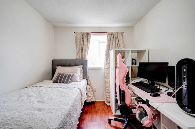 76 - 105 Hansen Rd, Townhouse with 3 bedrooms, 2 bathrooms and 1 parking in Brampton ON | Image 11