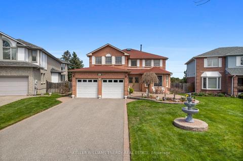 915 Catskill Dr, House detached with 4 bedrooms, 4 bathrooms and 6 parking in Oshawa ON | Card Image