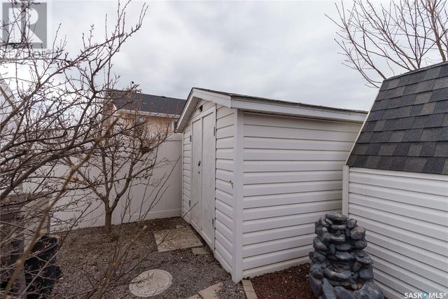 1515 Dove Road, House detached with 4 bedrooms, 2 bathrooms and null parking in Regina SK | Image 35