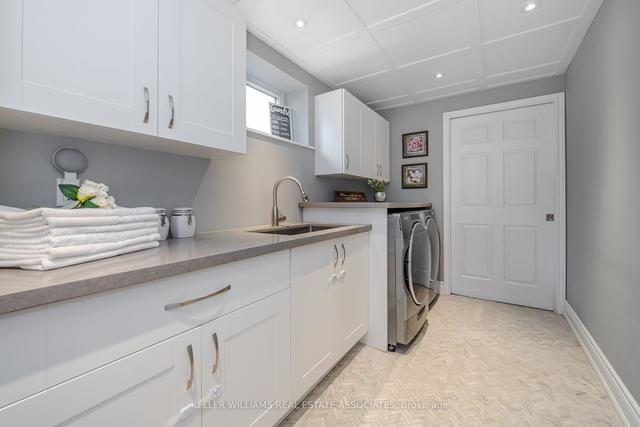 7 Atwood Pl, House detached with 3 bedrooms, 2 bathrooms and 5 parking in Toronto ON | Image 22