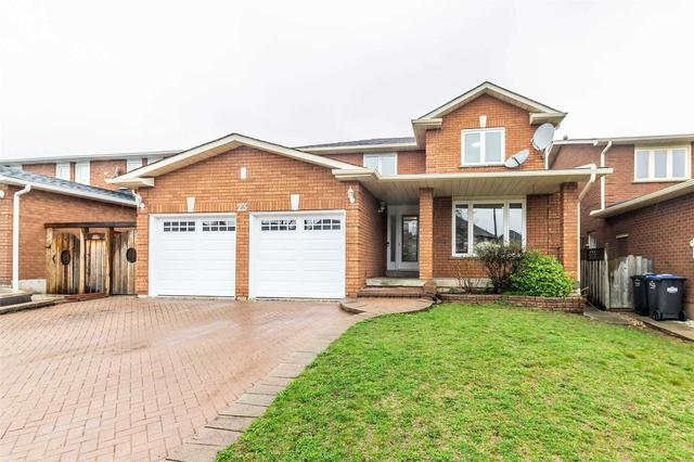 23 Coronation Circ, House detached with 4 bedrooms, 5 bathrooms and 6 parking in Brampton ON | Image 1