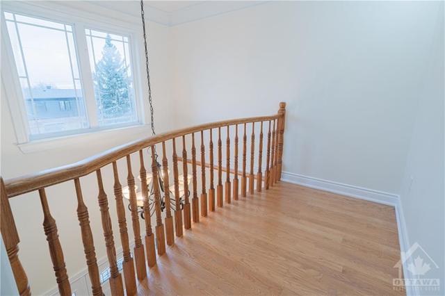 1227 Anoka Street, Home with 4 bedrooms, 3 bathrooms and 6 parking in Ottawa ON | Image 26