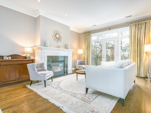 8 Deer Park Cres, House semidetached with 4 bedrooms, 4 bathrooms and 2 parking in Toronto ON | Image 8