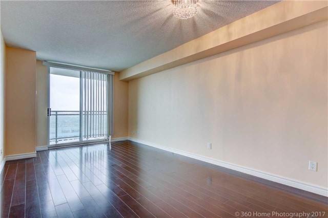 LphG - 8 Rosebank Dr, Condo with 1 bedrooms, 1 bathrooms and 1 parking in Toronto ON | Image 8