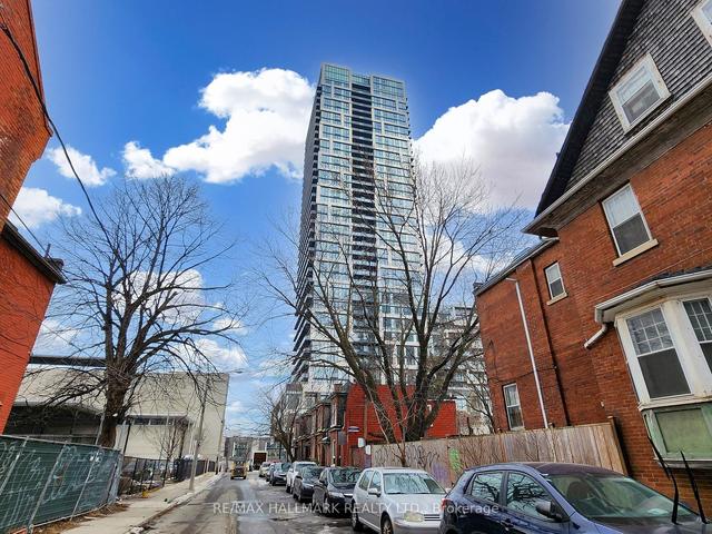 2408 - 5 Defries St, Condo with 2 bedrooms, 2 bathrooms and 0 parking in Toronto ON | Image 31